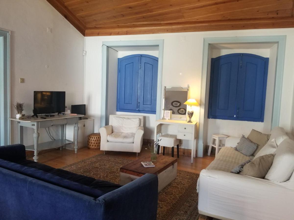 Azoia 10 - Hostel & Casas De Campo Azoia de Baixo Eksteriør billede